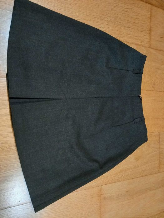 Saia de fazenda cor verde escuro