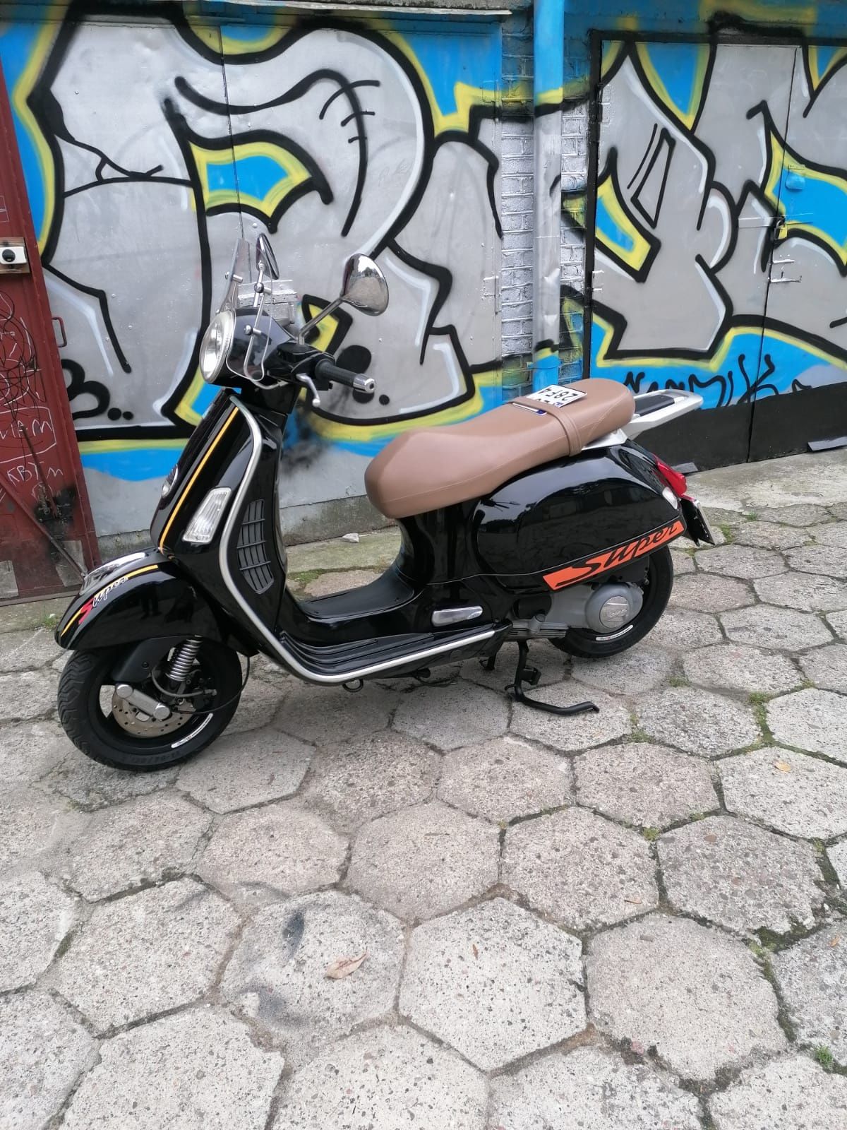Vespa Piaggio GTS 125