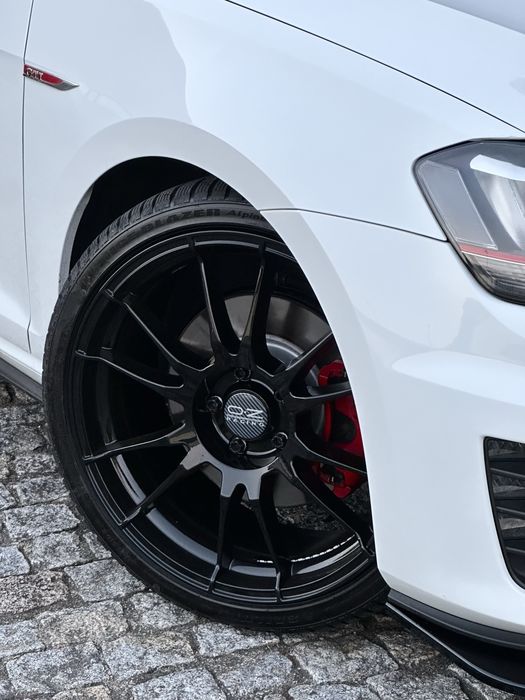 VW golf 7 Gti ( Trato de credito )