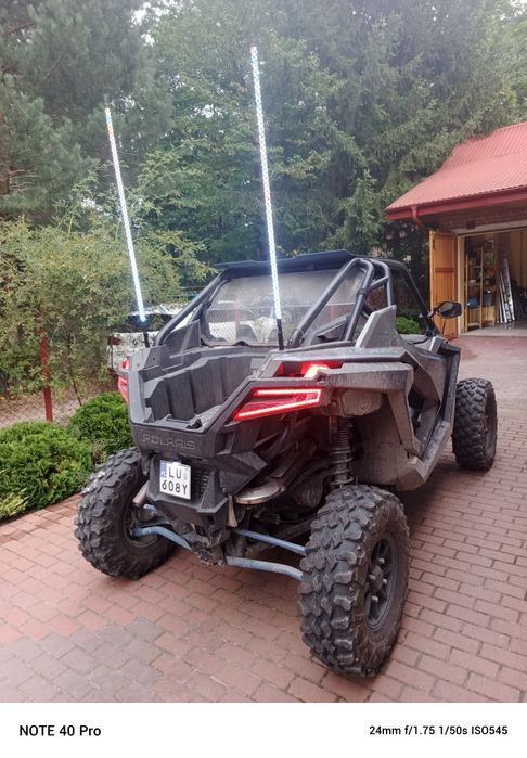 Polaris rzr 1000 turbo por xp ultimate