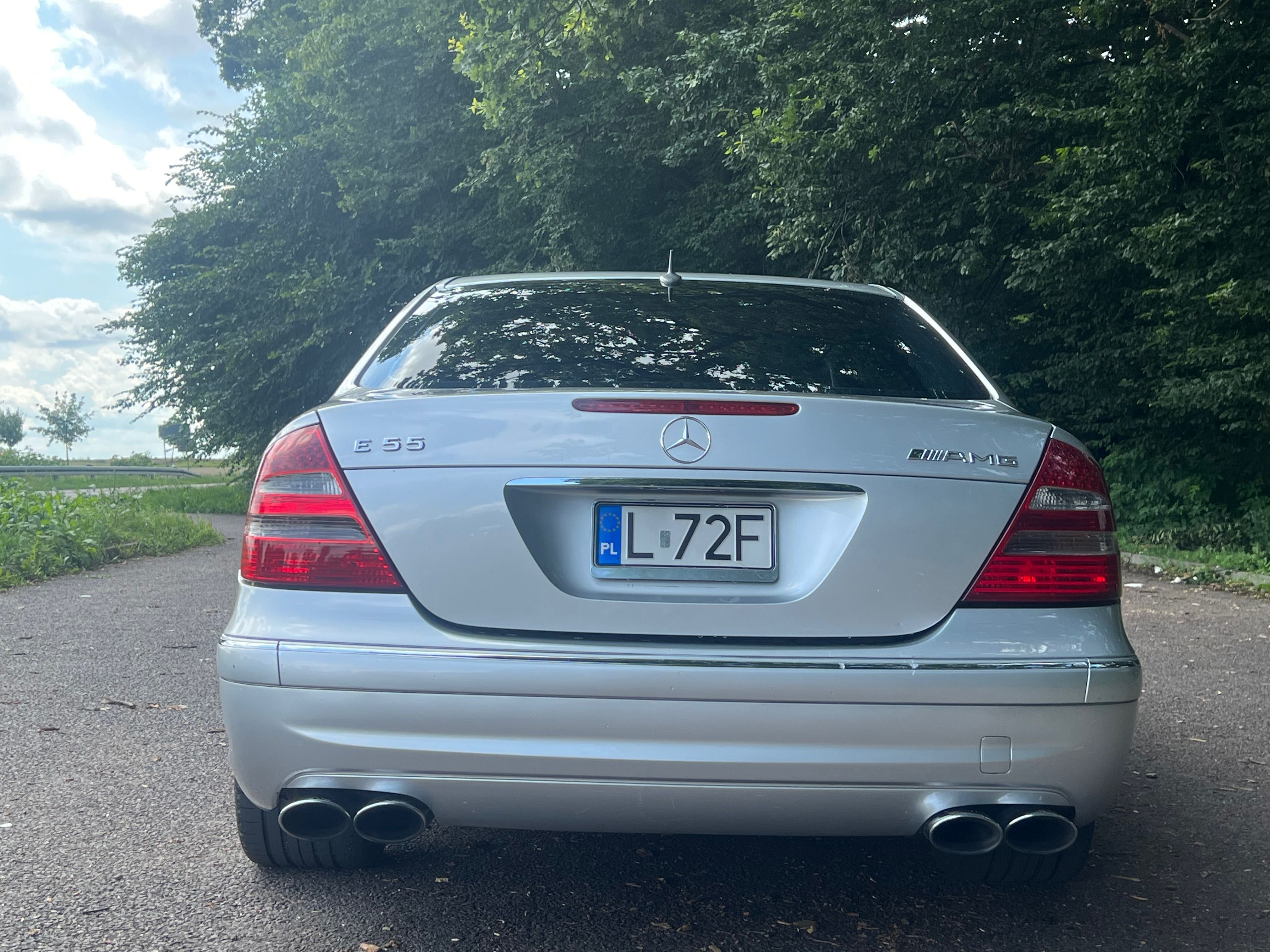 Mercedes W211 E 55 AMG