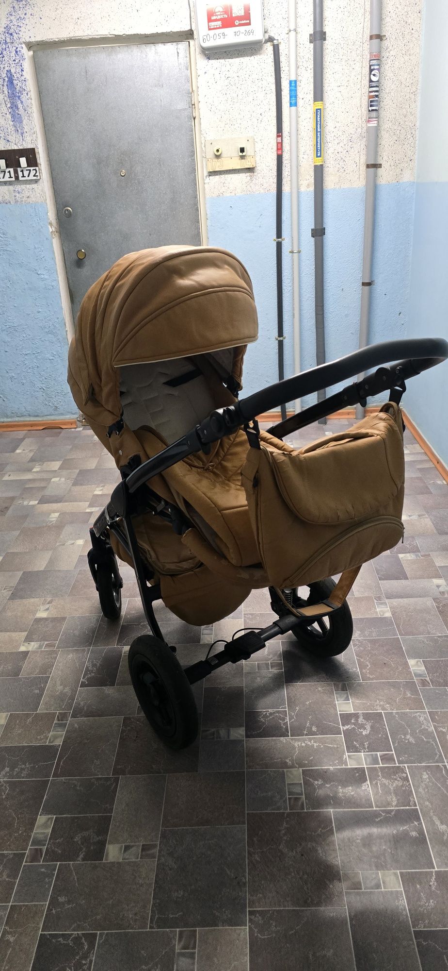 Продам детскую коляску