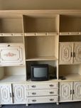 Movel branco com tv