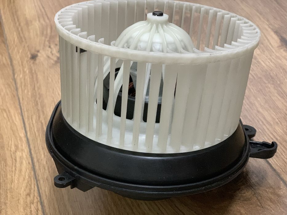 Крыльчатка моторчика печки Skoda Superb 1