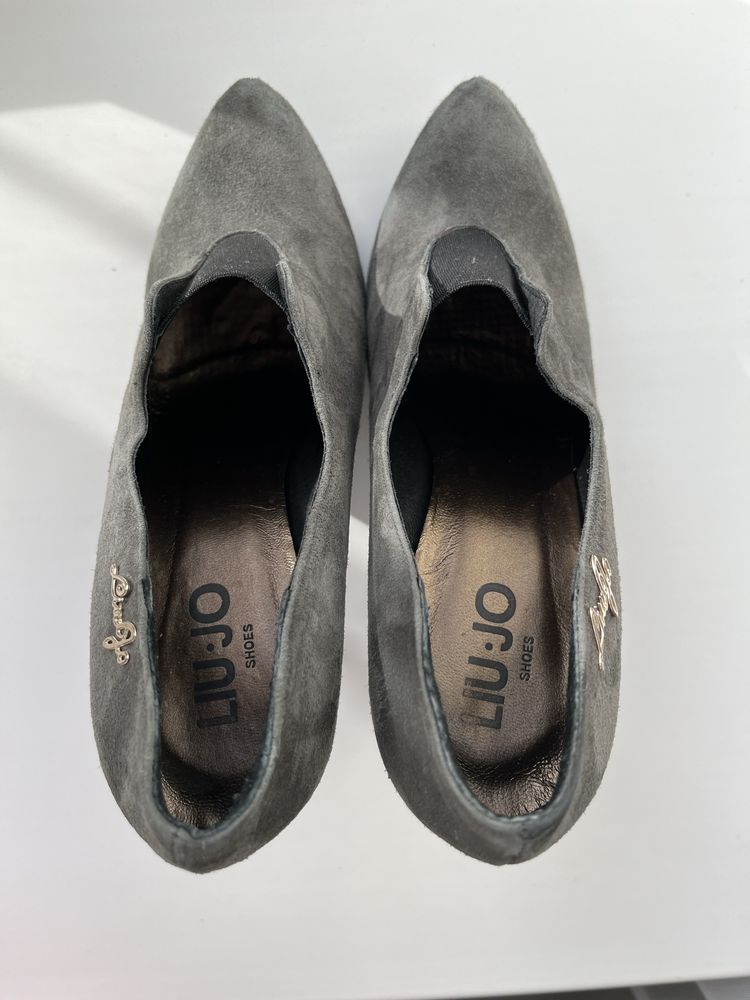 Жіночі туфлі замшеві Liu•Jo