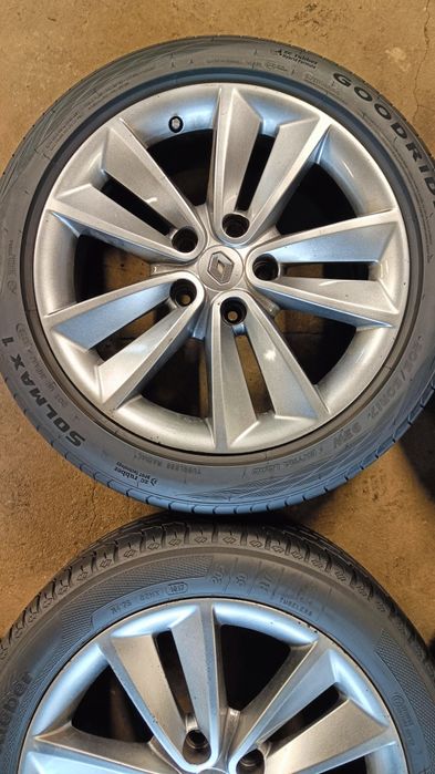 [555] Koła alu Renault Megane 5x114,3x17