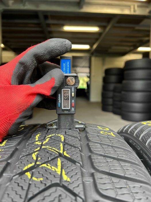 Opony zimowe 225/40/R19 Pirelli Sottozero 3 - 2 sztuki