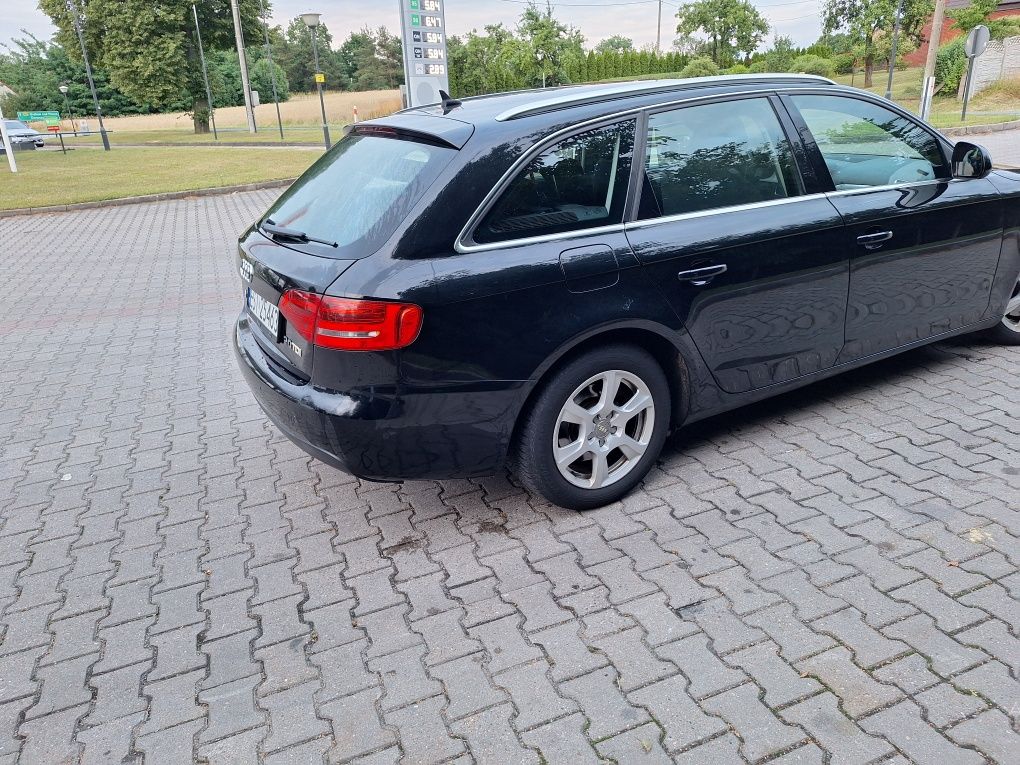 Audi A4 AUDI A4 B8 Avant | 2008r. | 2.0 TDI