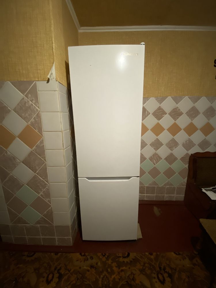 Холодильник Grunhelm