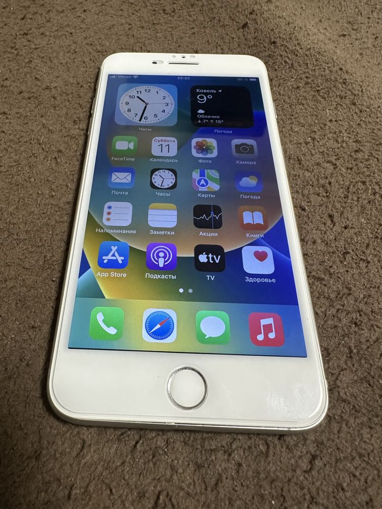 Продам iphone8+/64g neverlock