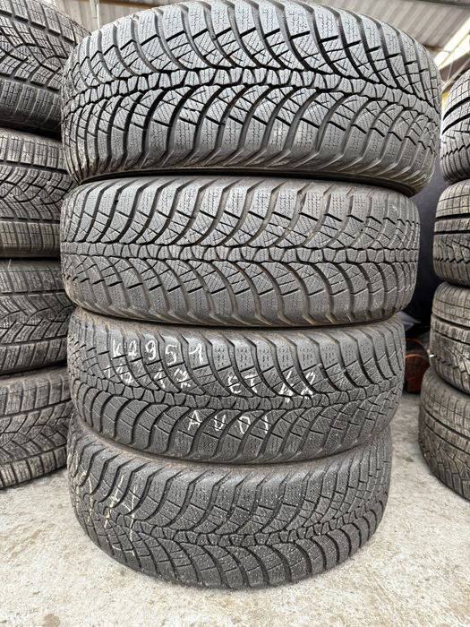 Opony zimowe 205/50/17 Kumho 4szt 8,5mm 2022r