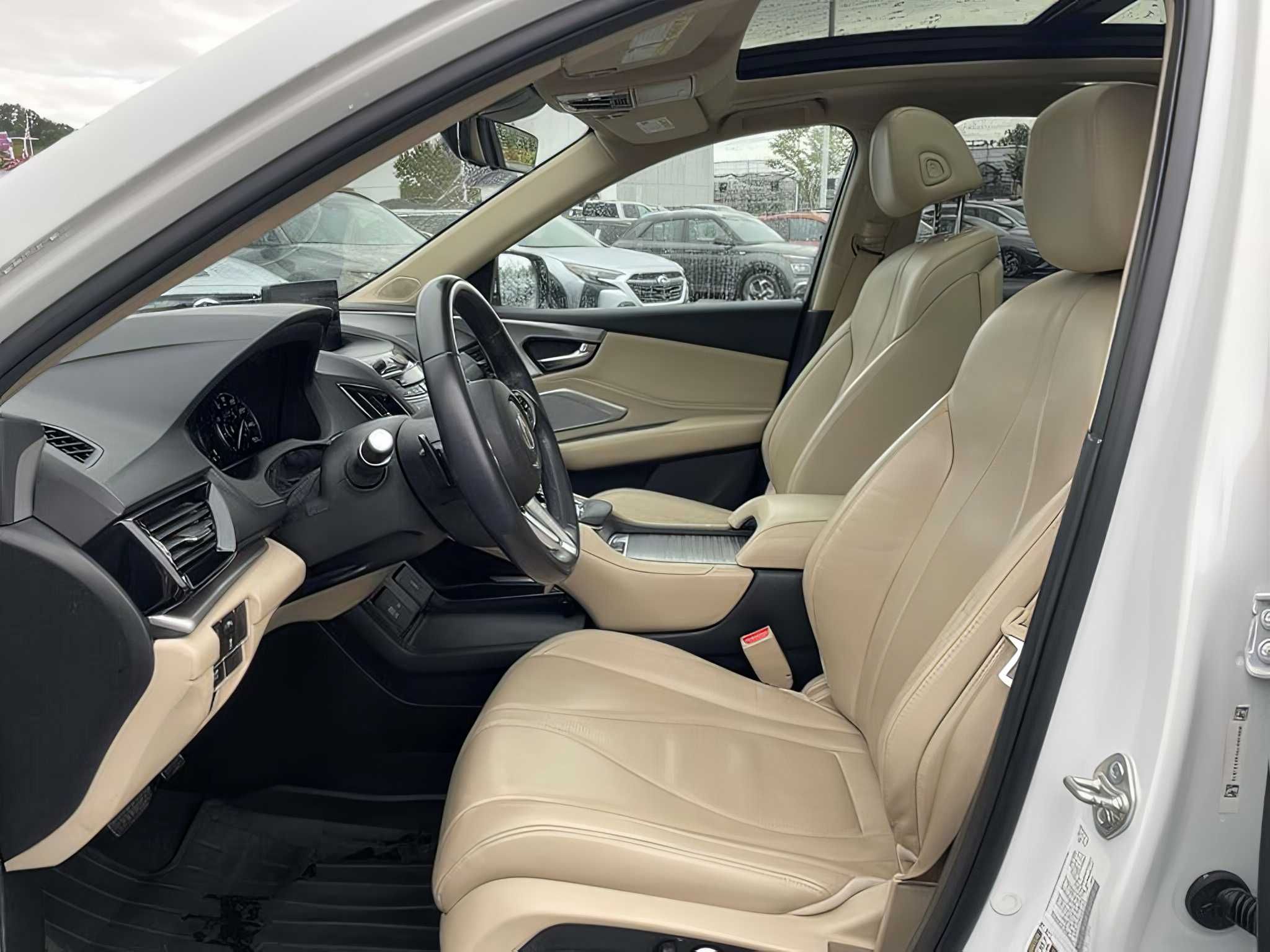 2020    Acura RDX