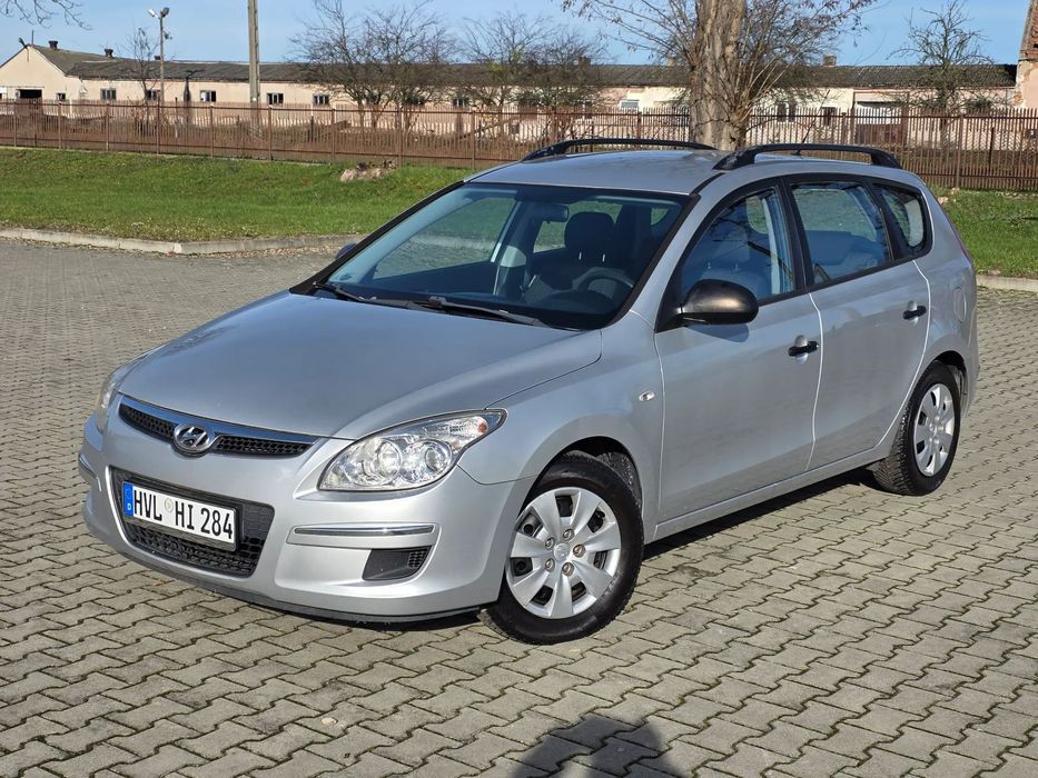 Hyundai I30 1.6 Benzyna Dohc 125 koni z Niemiec Orginal stan