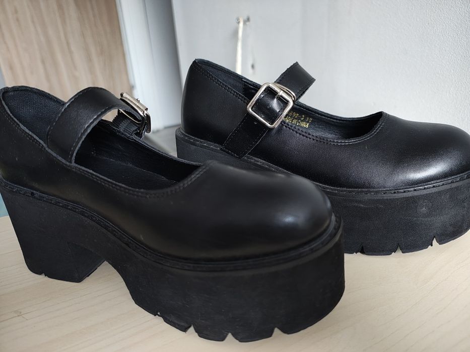 Buty na platformie