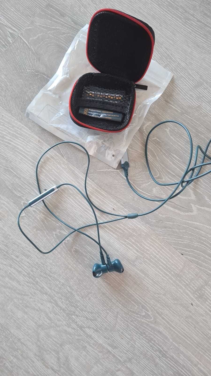 Słuchawki douszne USB C TC207 etui SPP759