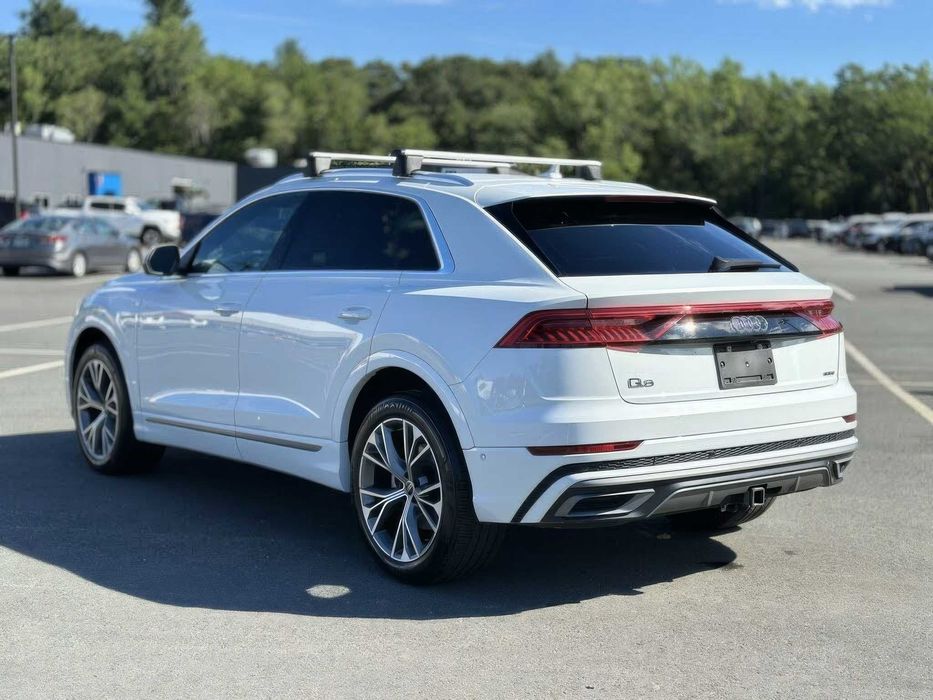 Audi Q8 quattro Premium Plus      2021