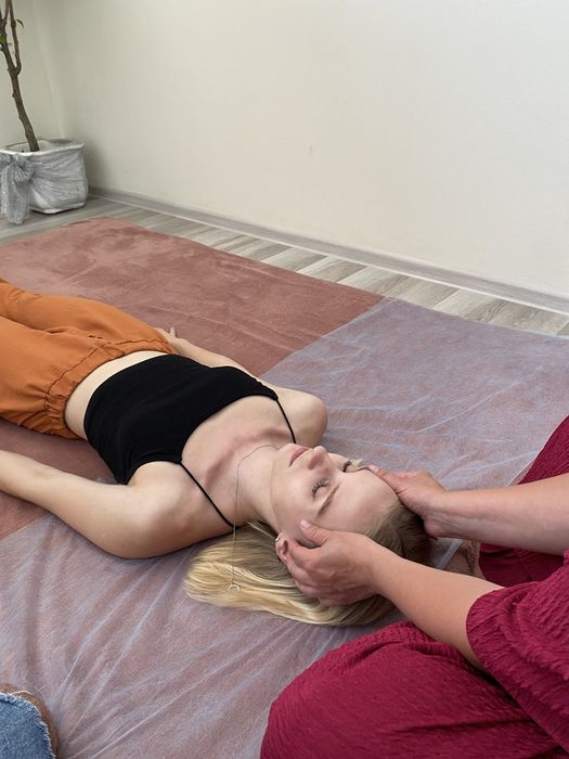 Розслаблюючий східний масаж від голови до ніг