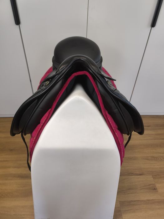 17,5 cali Thorowgood T8 ujeżdżeniowe siodlo Id.559