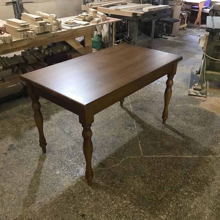 Двери,  мебель, под заказ из массива дерева