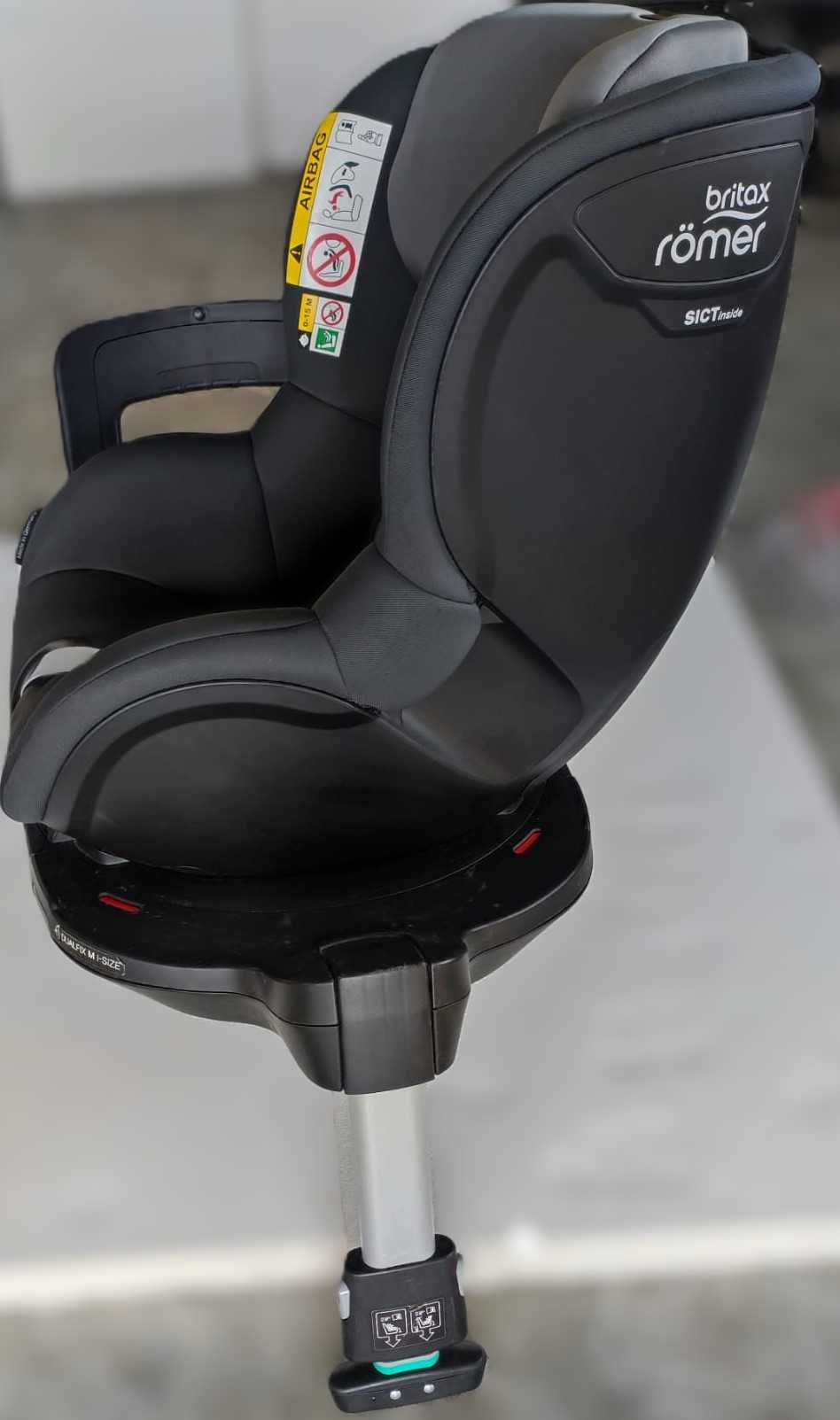 Cadeira Britax Romer Dualfix M i-Size semi nova