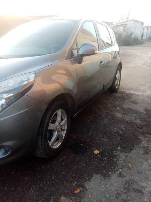 продам Renault Scenic