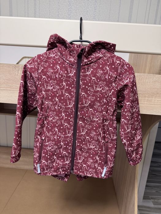 Куртка для дівчинки на флісовій основі 128 см