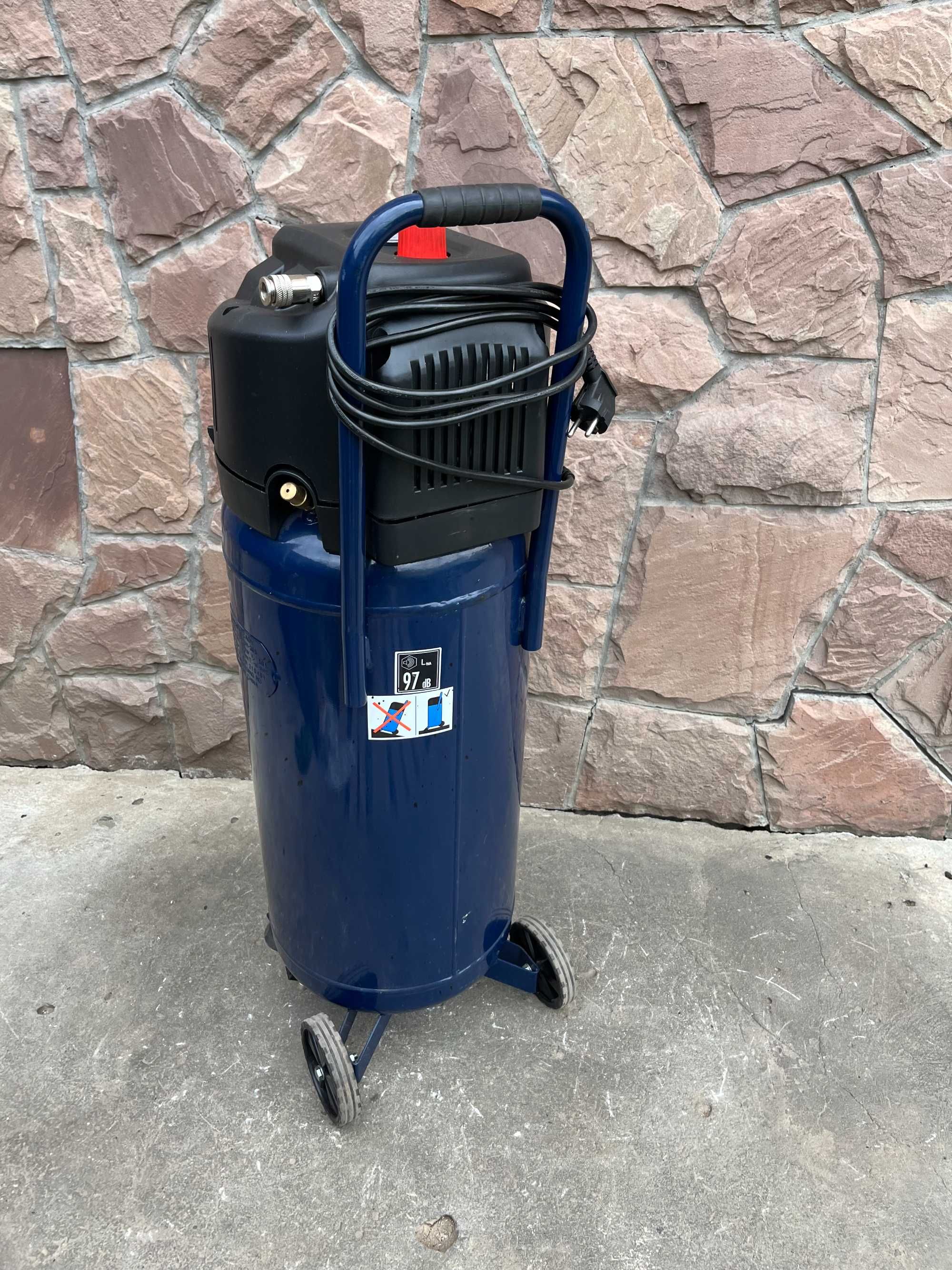 Безмасляний компресор Kraftronic KT-KP 50 OF 50 л 10 бар бу