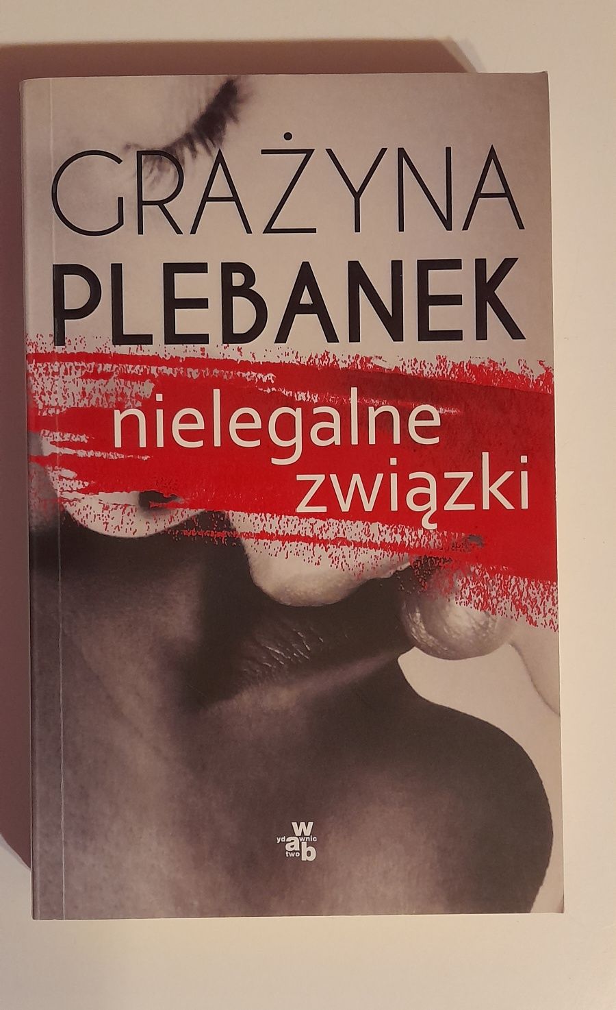 Nielegalne związki