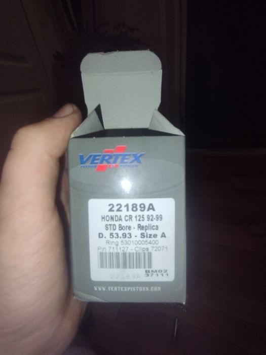 Продам поршень VERTEX