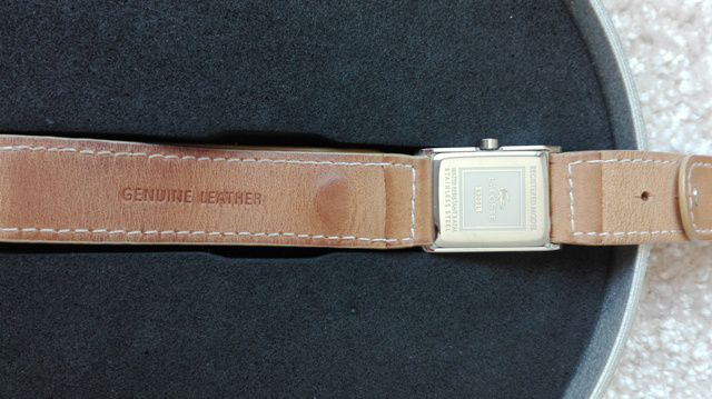 Relógio Lacoste em pele genuína