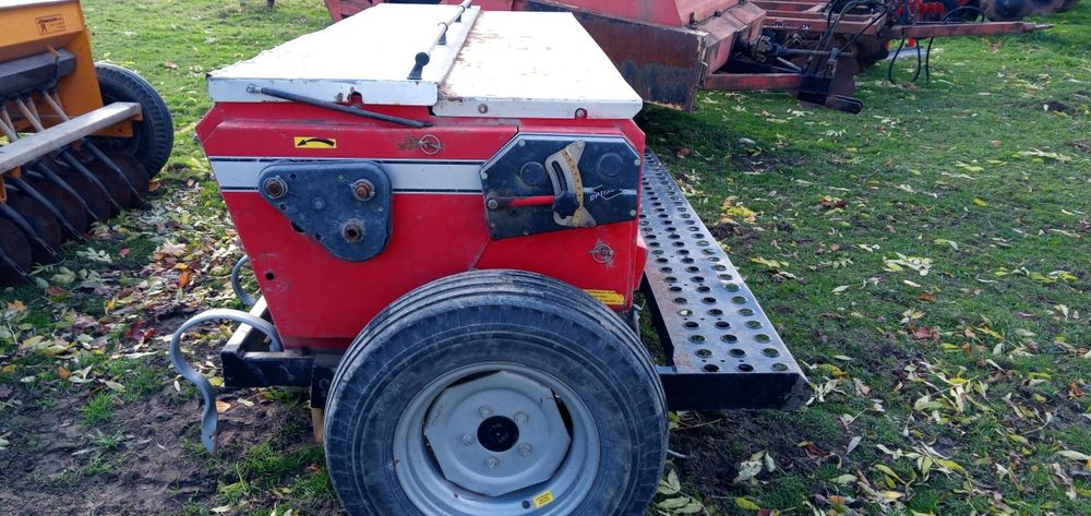 Juko N-25 Siewnik Zbożowy + Nawozy 2.50m