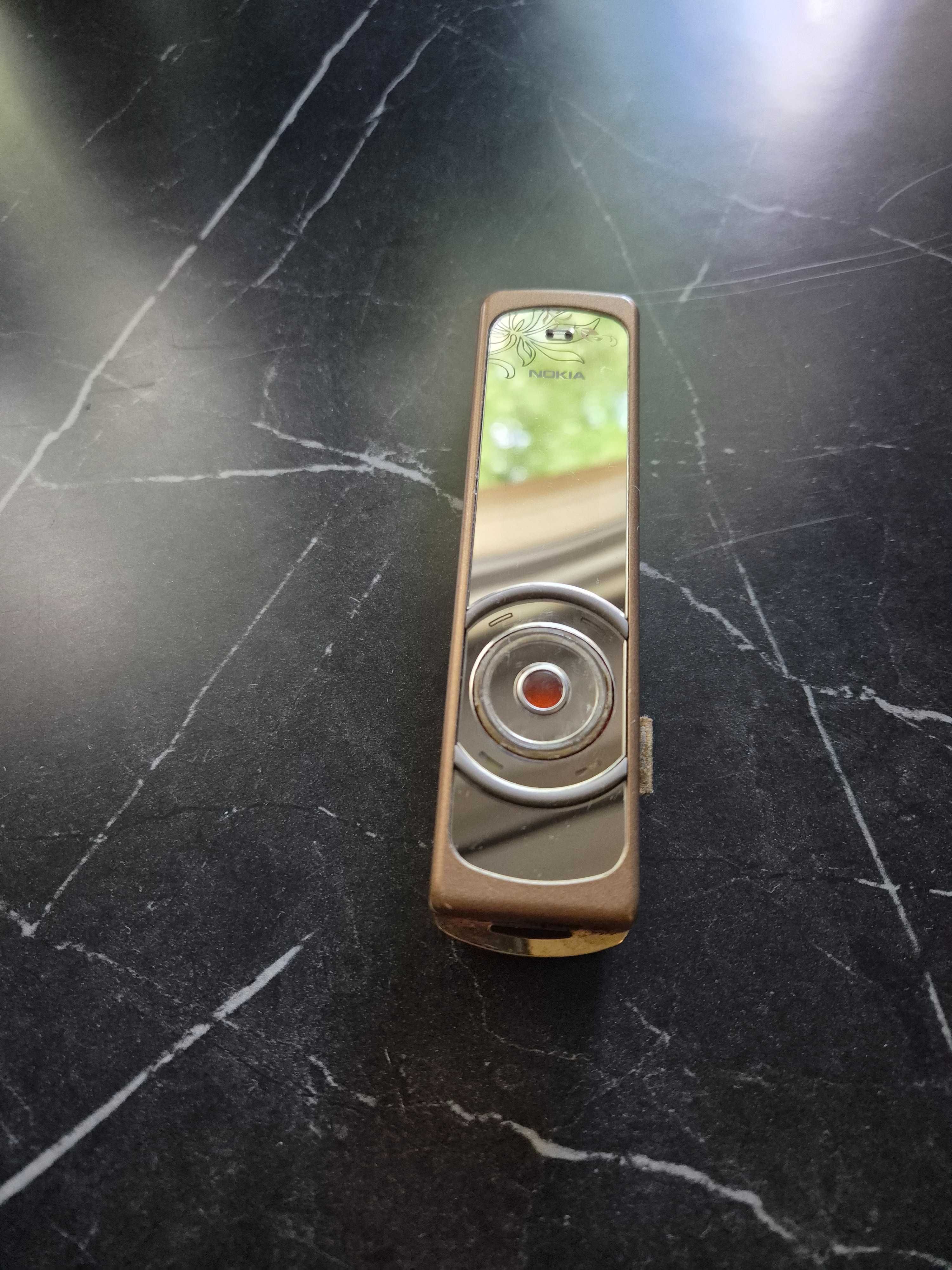 Nokia 7380 szminka kolekcjonerska