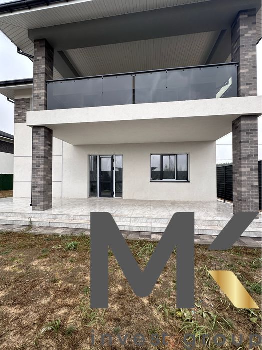 Будинок 2-поверховий із терасою та балконом — Дмитрівка.