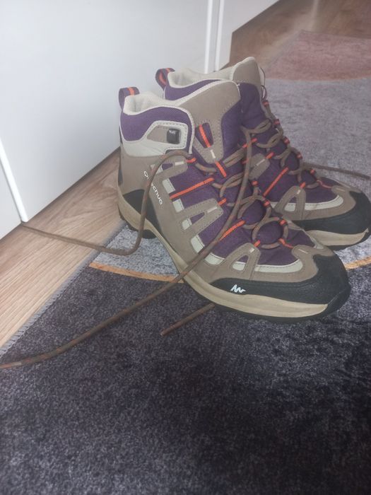 Damskie buty trekkingowe quechua