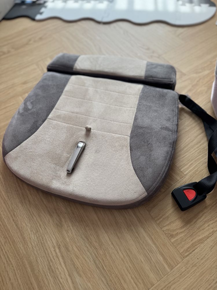 Adapter do pasów dla kobiet w ciąży