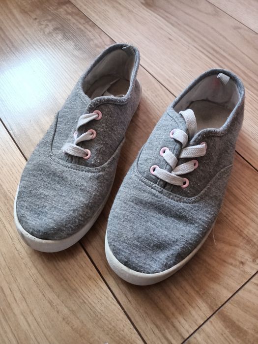 Buty tenisówki adidasy r.33