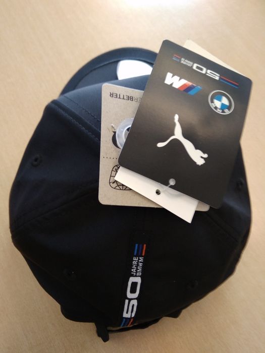 Boné preto marca BMW