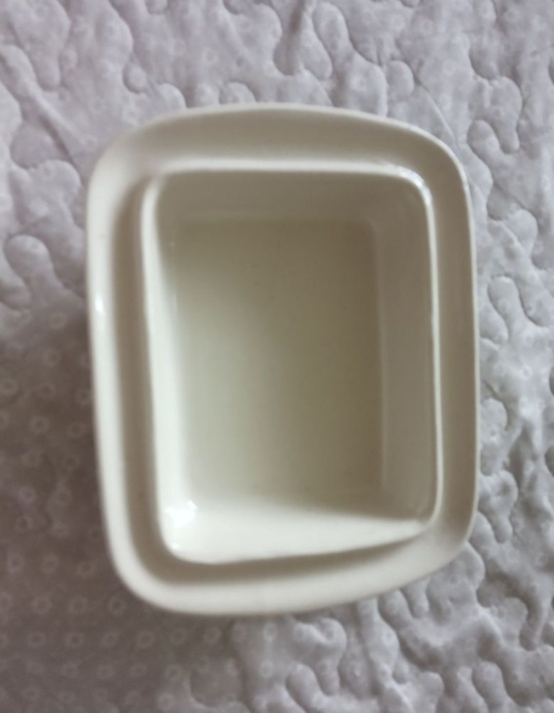 Maselniczka ceramiczna