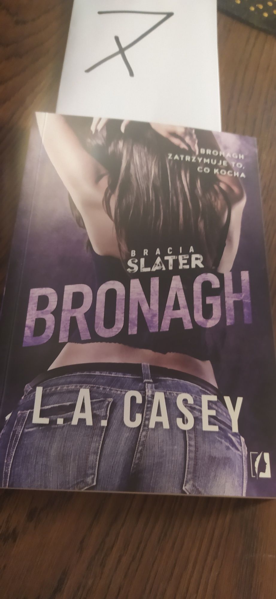 Bracia Slater Bronagh L. A. Casey