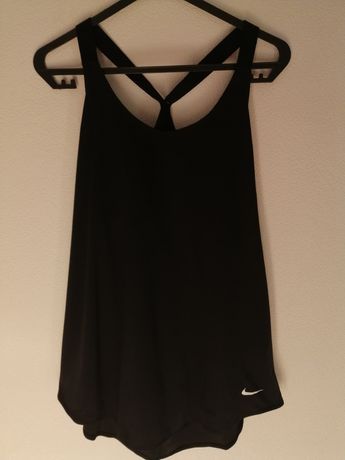 Top Nike dry-fit