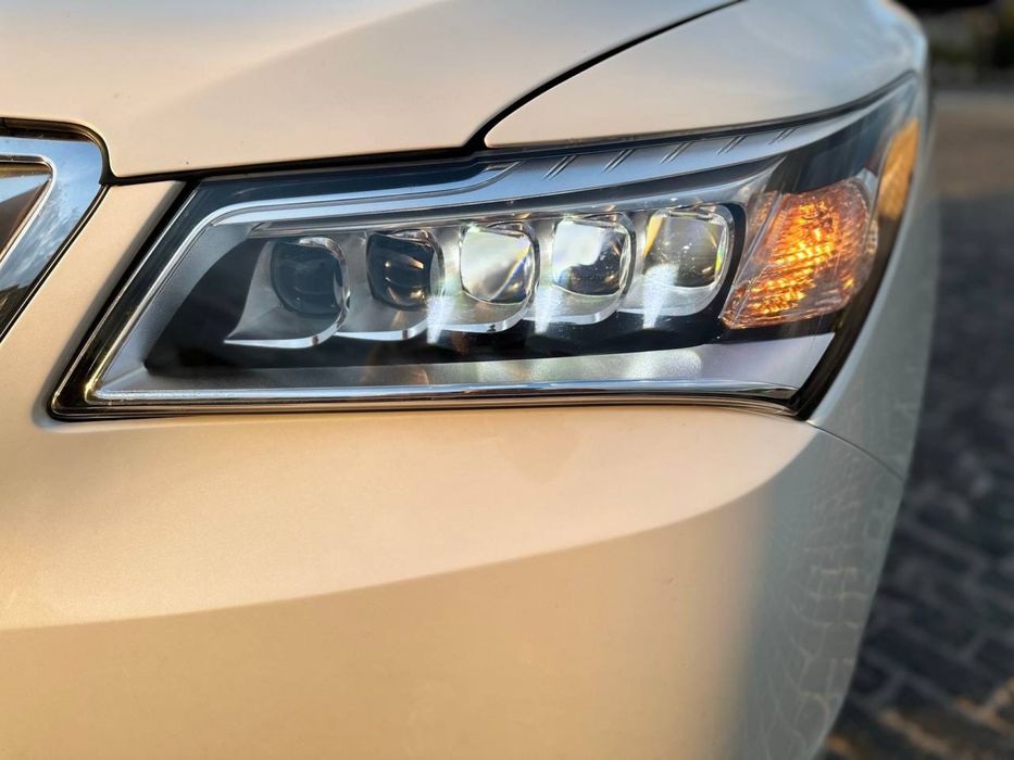 Продам Acura MDX 2016