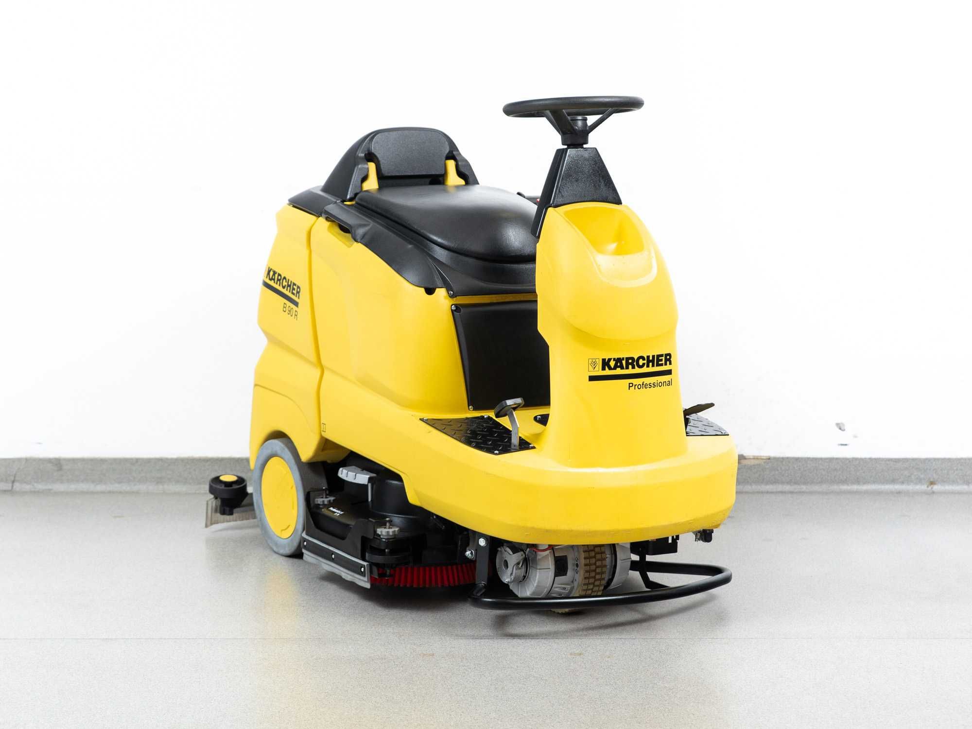 SZOROWARKA KARCHER B 90 R D75 NOWE BATERIE 2008r 211h 4500m²h 19000net