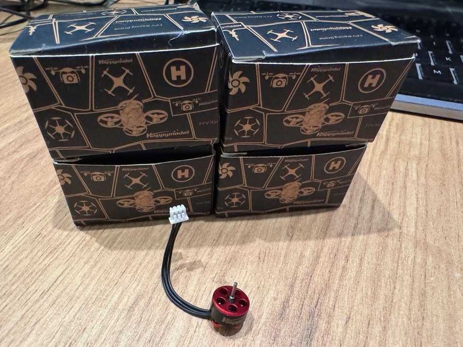 Mikro dron FPV 1s Mobula 6 FrSky 1900Kv