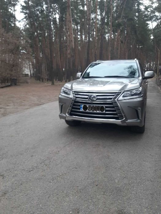 Продам Lexus LX 570