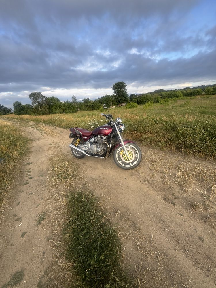 Kawasaki zephyr 1100