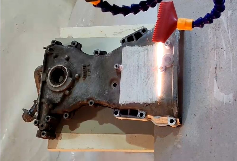 Nowy laser czyszczący, pulsacyjny 300W