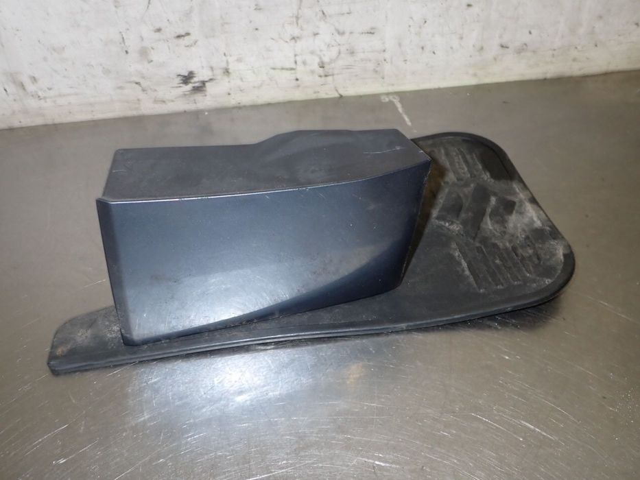LISTWA BŁOTNIKA LEWA SUZUKI GRAND VITARA II 1.9 77651-65J0