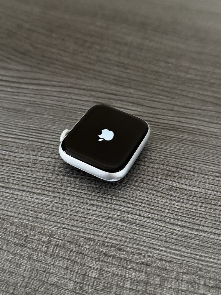 Apple Whatch Serie 5 - 44mm (como novo)