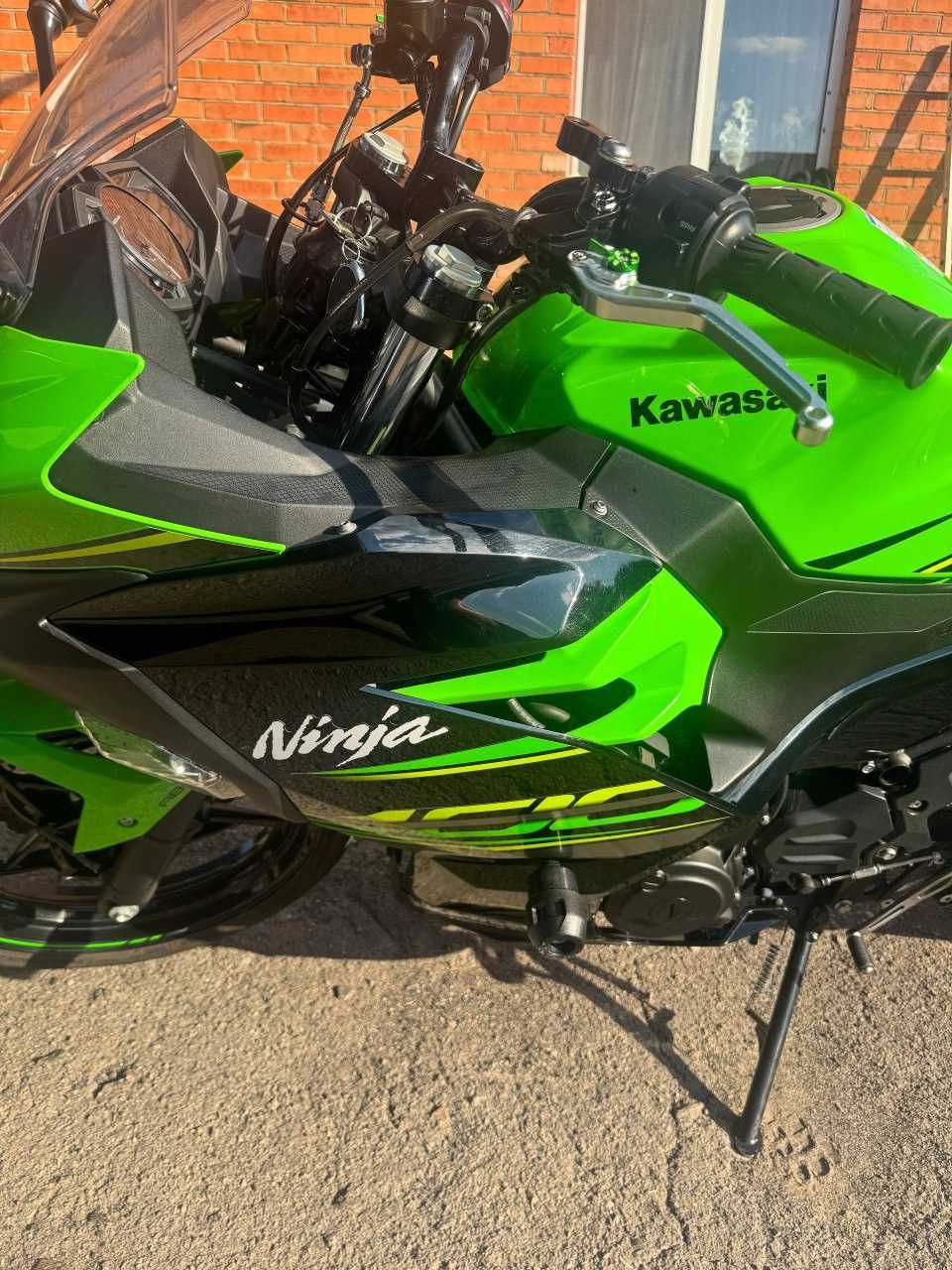 Kawasaki ninja 400