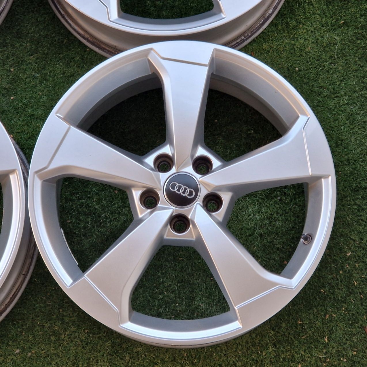 Felgi 5x112 Audi A3 S3 RS3 ROTOR 18 cali